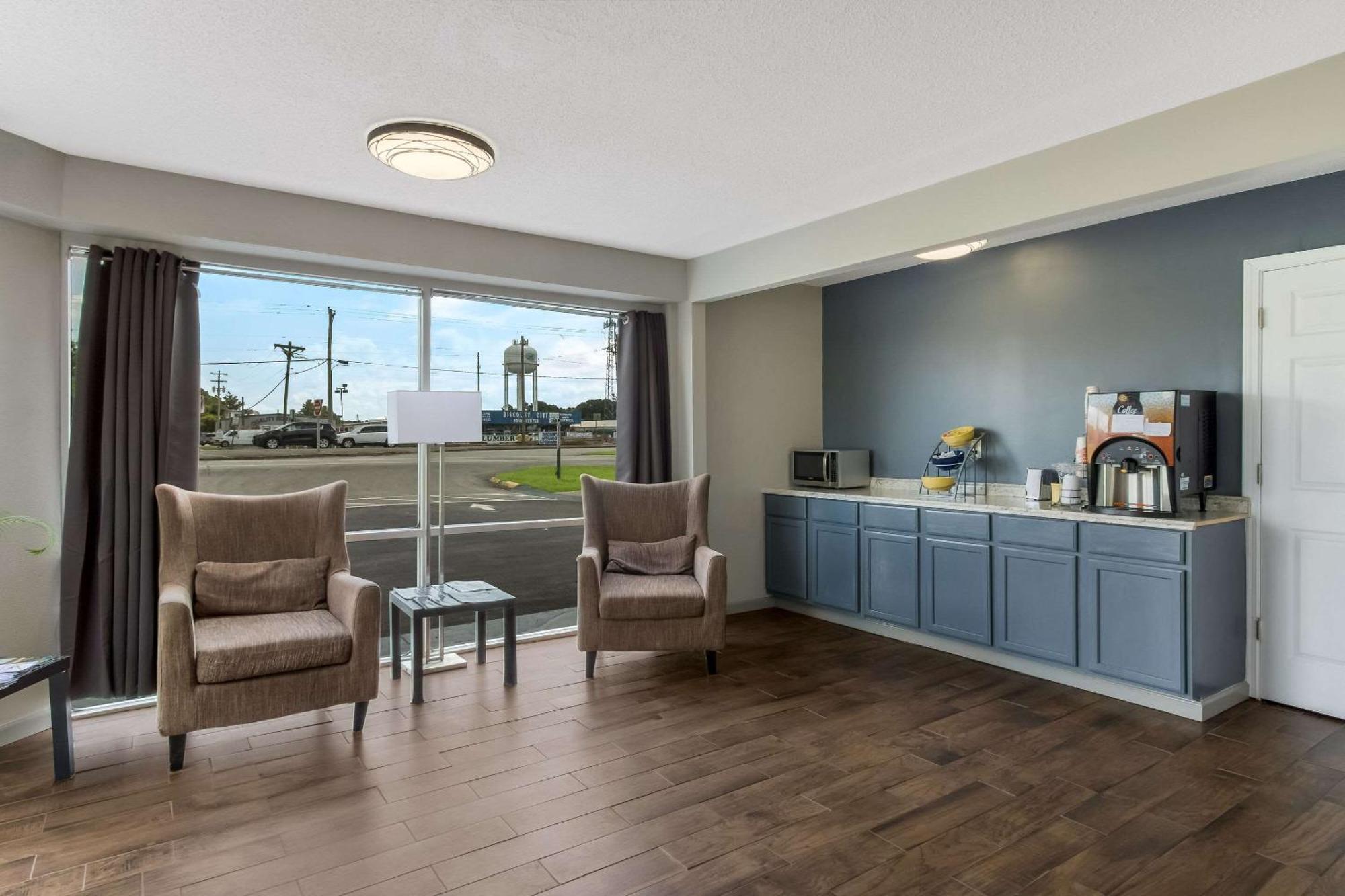 Econo Lodge Cherry Point Havelock Exterior foto